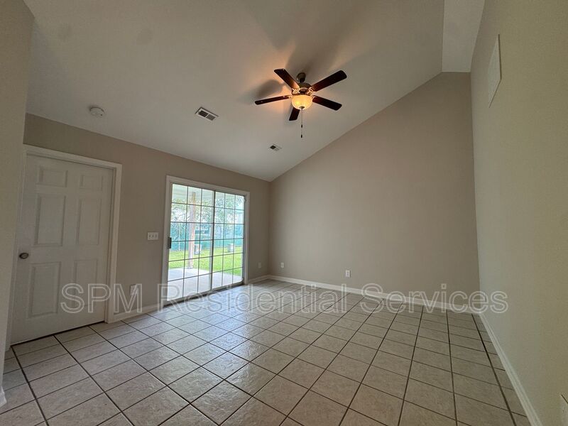 Lauren Place Townhomes - Private Covered Patio, Exterior Storage, Lawncare & Trash Included property image