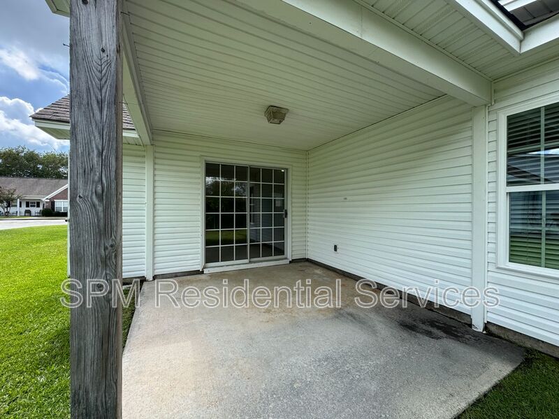 Lauren Place Townhomes - Private Covered Patio, Exterior Storage, Lawncare & Trash Included property image