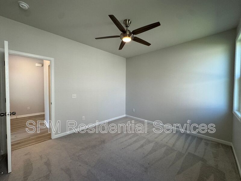 Colbert Place - Fenced in Backyard, Lawncare & Pest Control Included, Washer & Dryer Included property image