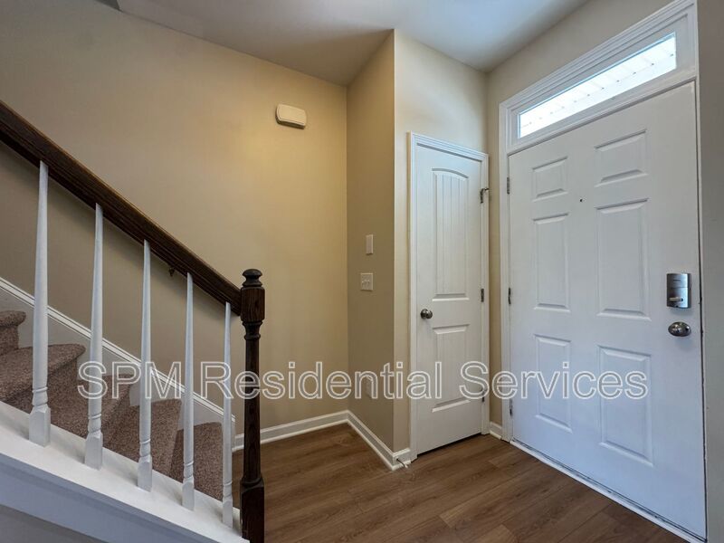 Charming 2 Bed / 2 Bath Townhouse minutes from Carolina Beach property image