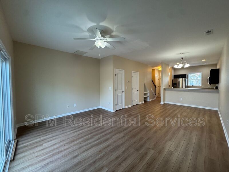 Charming 2 Bed / 2 Bath Townhouse minutes from Carolina Beach property image