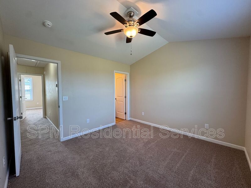 Charming 2 Bed / 2 Bath Townhouse minutes from Carolina Beach property image