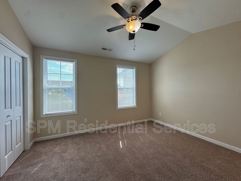 Charming 2 Bed / 2 Bath Townhouse minutes from Carolina Beach property image