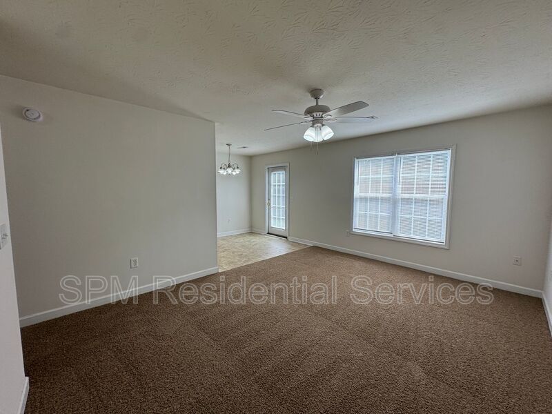 Larson Place - End Unit Townhome, Lawncare included, Minutes to Wrightsville Beach property image