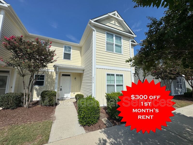 Charming 2 Bed / 2 Bath Townhouse minutes from Carolina Beach property image