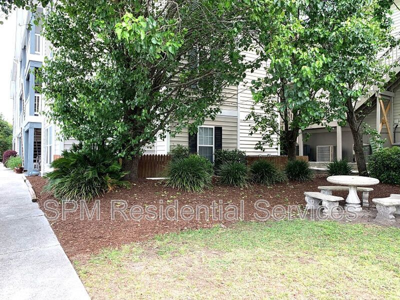 First Floor One Bedroom Apartment for Rent - Downtown Wilmington - Walk to dining, shopping, and Riverfront Park property image