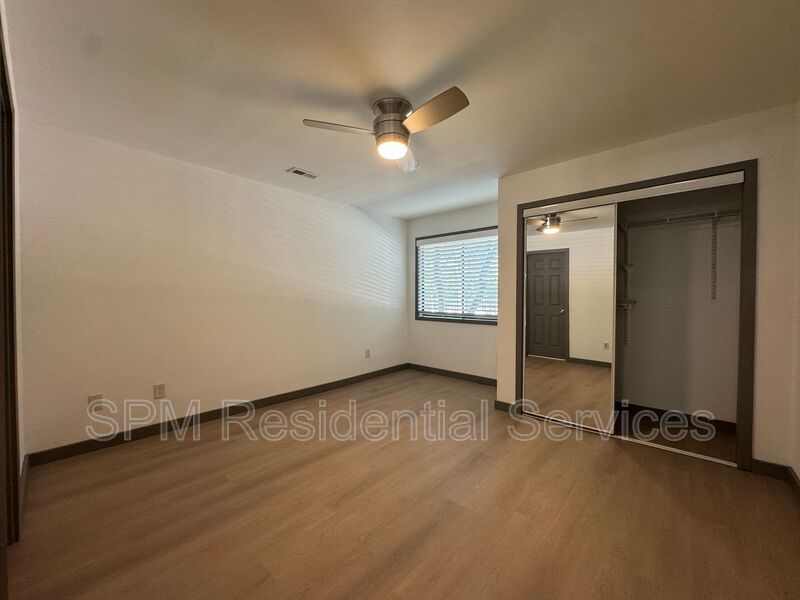 Pool, Water, Sewer, Trash Included! Close to Wrightsville Beach! property image