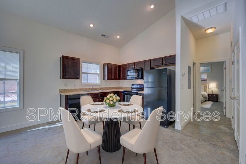 Cottages at Broadbill (1 Bed 1 Bath. *Water/Sewer/Lawn/Trash Included) property image