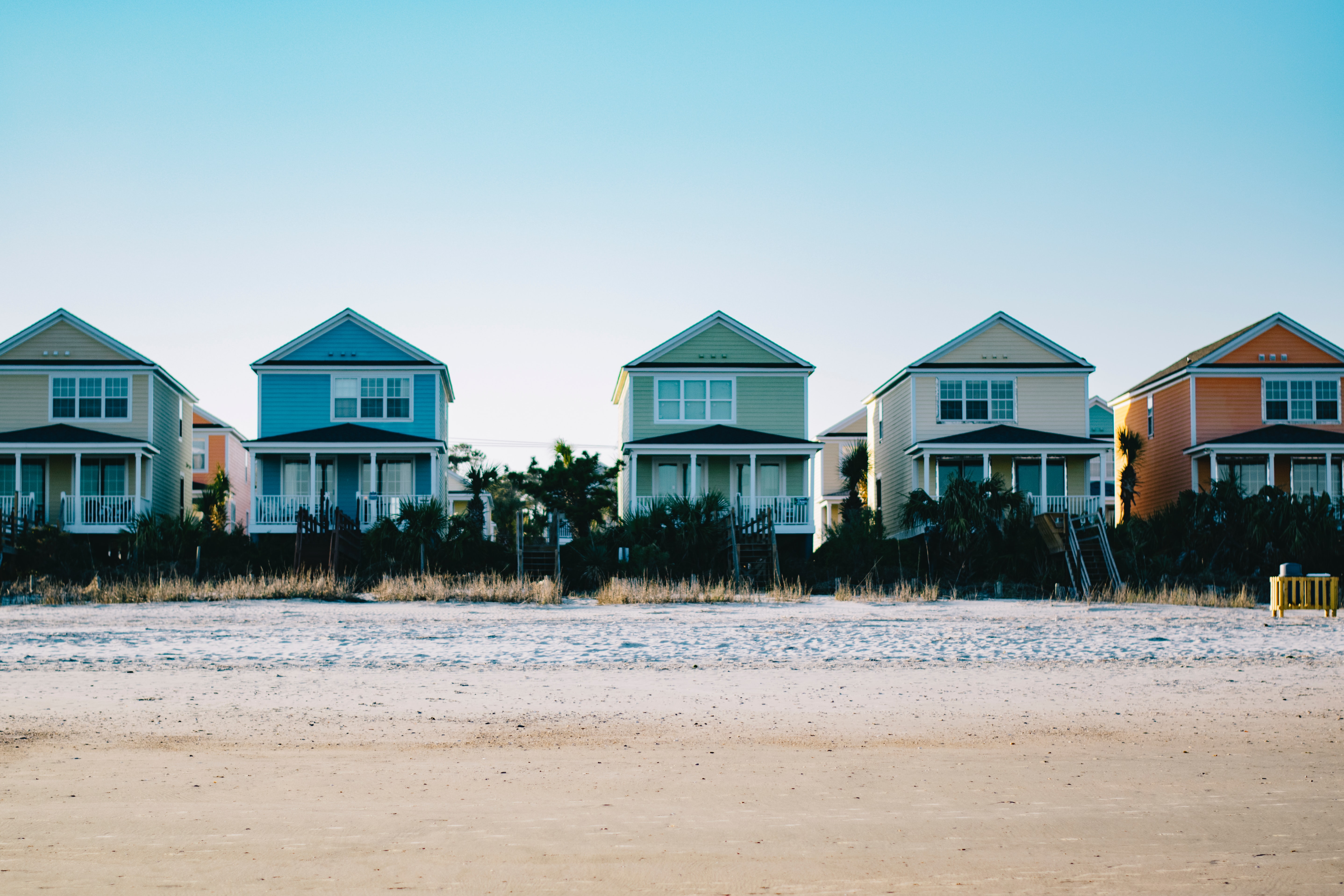 Long-Term Rentals vs. Vacation Rentals: Why Long-Term May Be the Best Choice for Investors